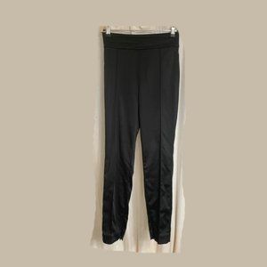 & Other Stories. Satin Cropped Black Pants. High waist. Size EU 38 (US 4)